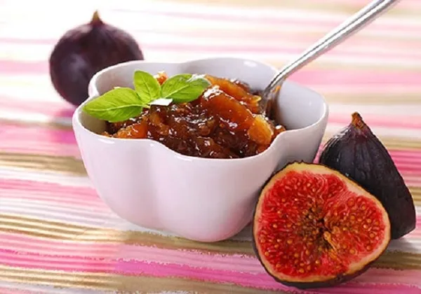 قیمت خرید کمپوت انجیر سیاه + راهنمای استفاده